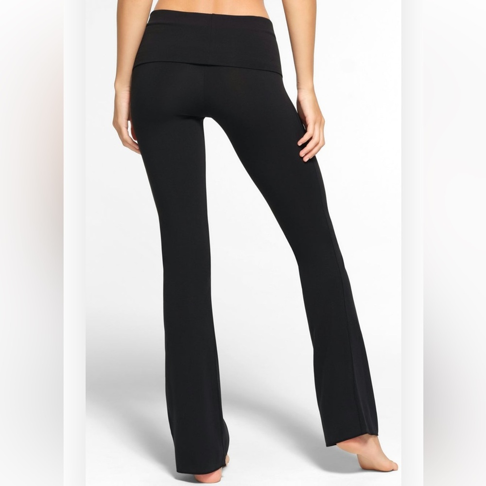 SKIMS Cotton Jersey Foldover Pant - Picture 4 of 8